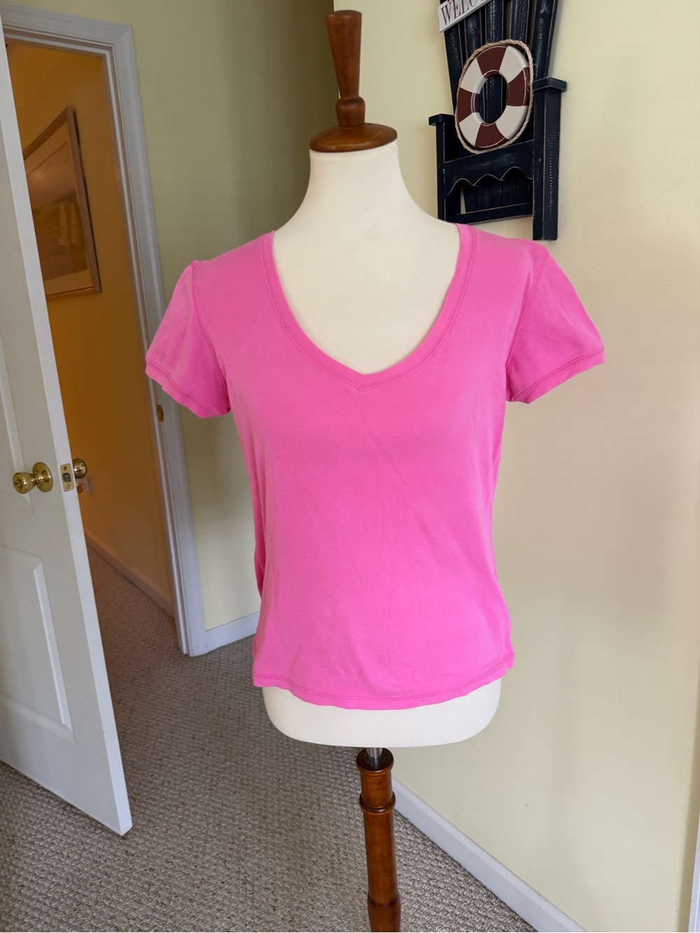 Lilly Pulitzer Women’s Pink V-Neck Short Sleeve Top
